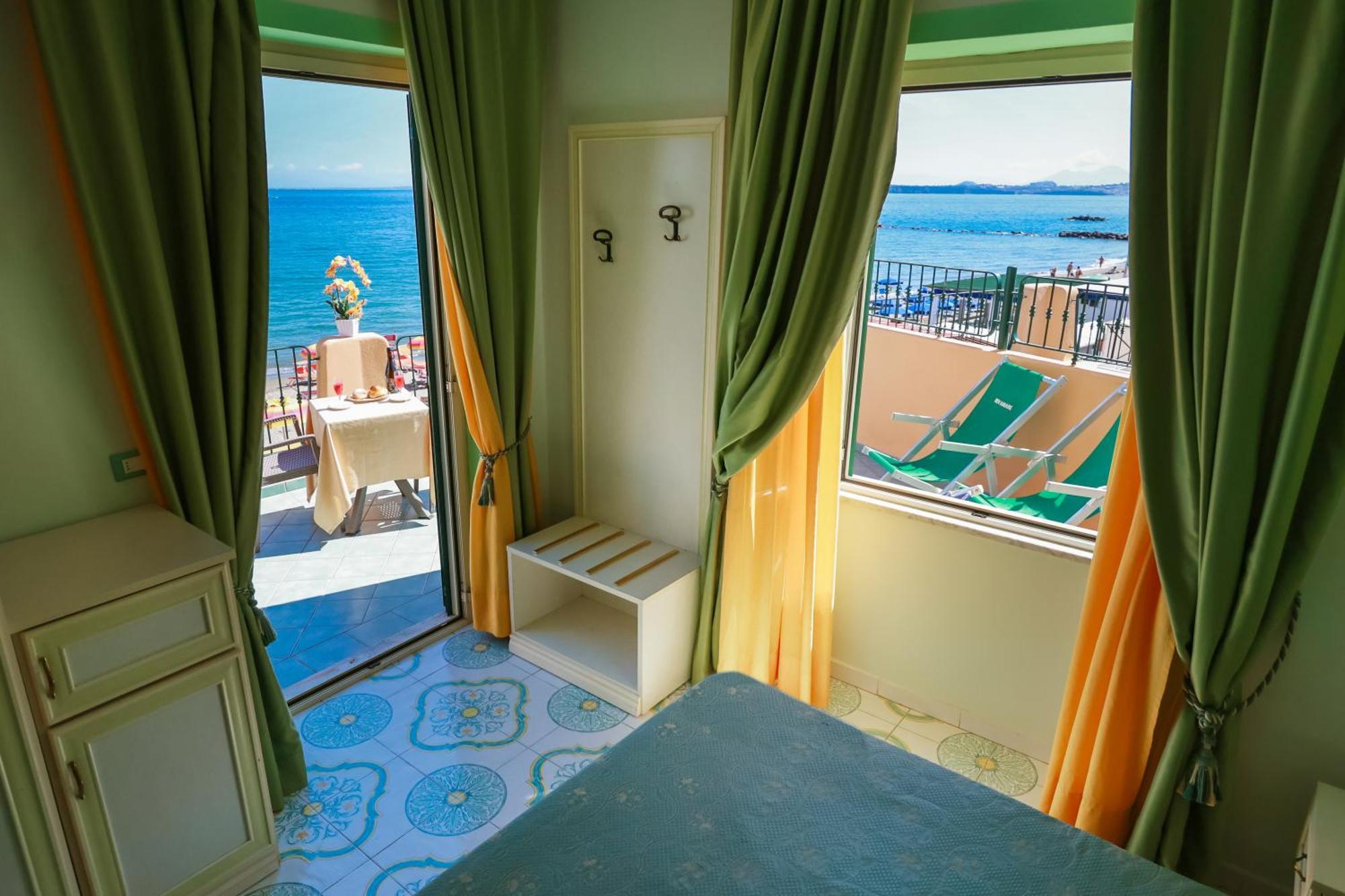 Rivamare Hotel