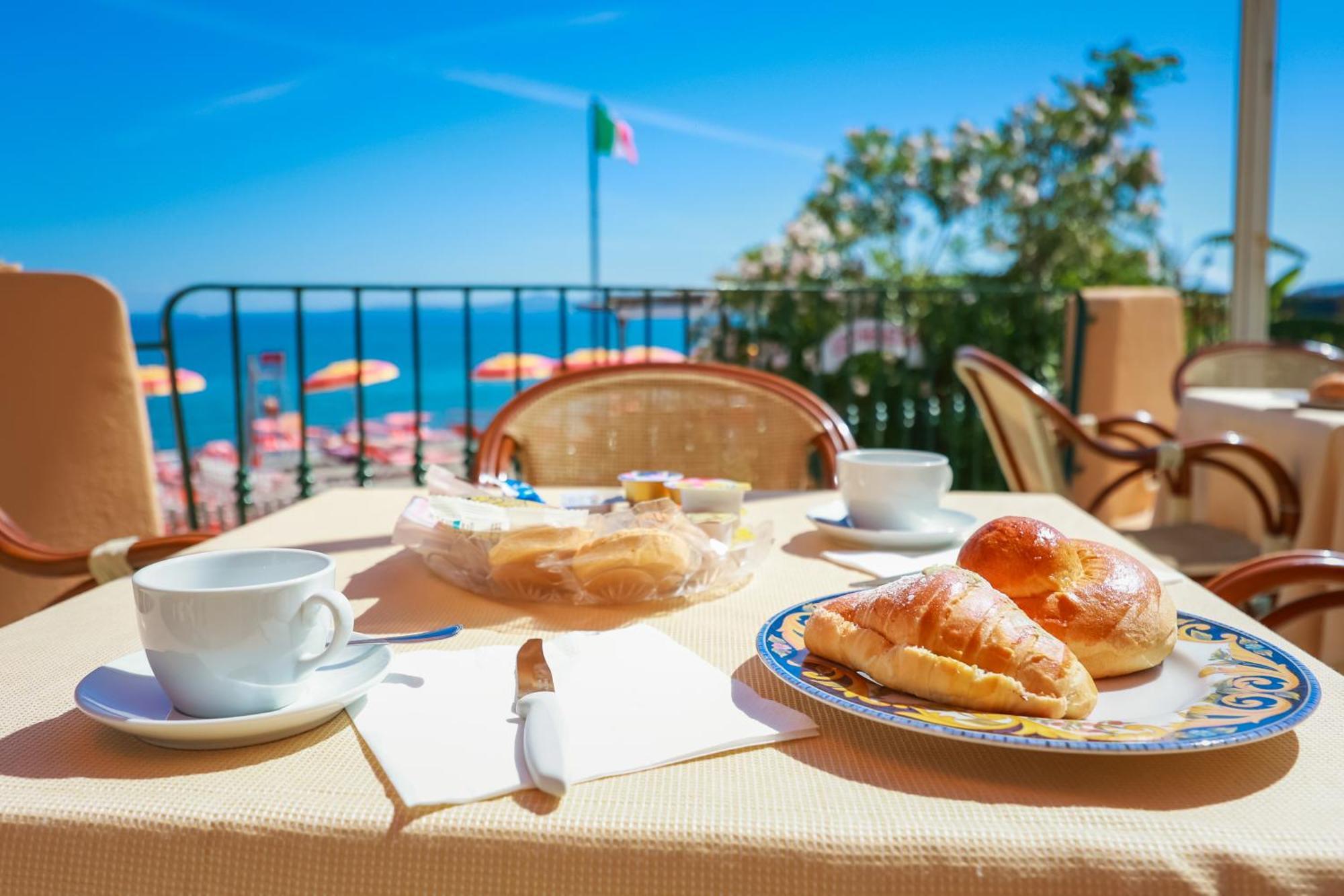 Hotel Rivamare Ischia